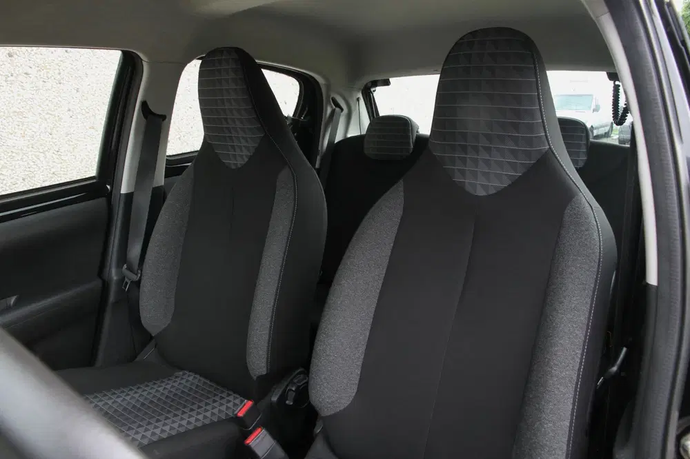 Peugeot 108 1.0 e-VTi Active uit 2022, foto 13