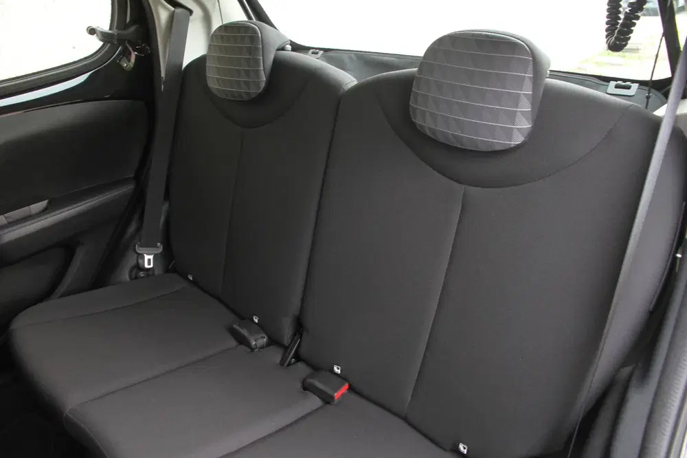 Peugeot 108 1.0 e-VTi Active uit 2022, foto 15