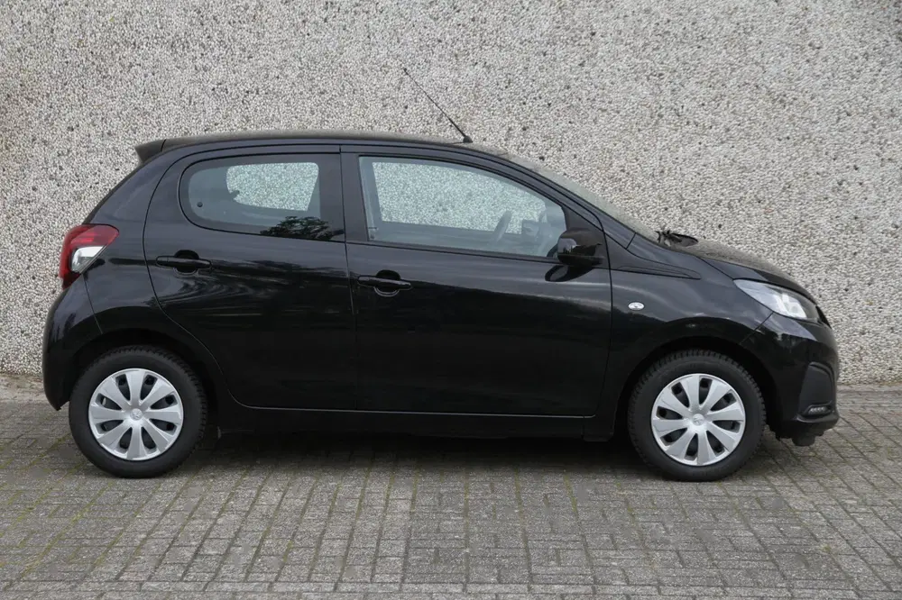 Peugeot 108 1.0 e-VTi Active uit 2022, foto 8