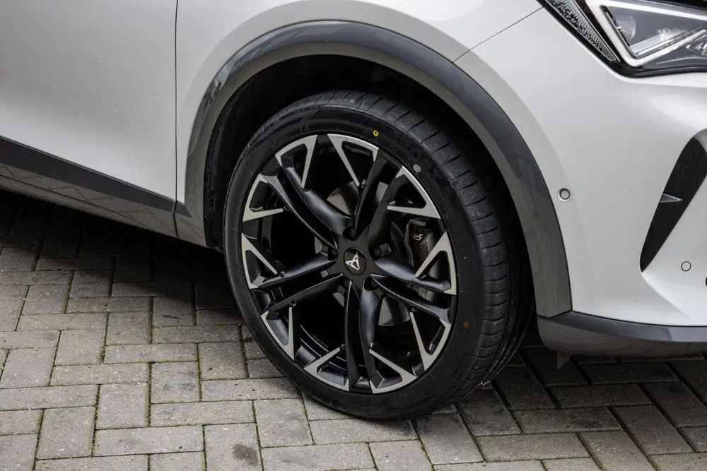 Cupra Formentor 1.4 e-Hybrid Business uit 2024, foto 11