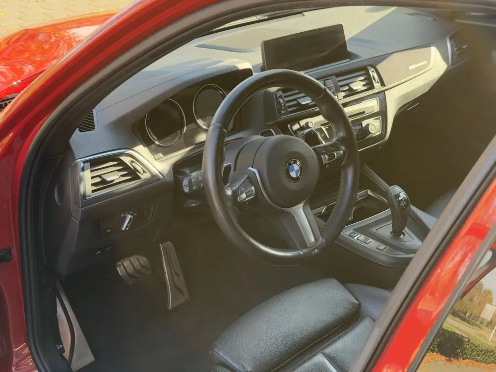 BMW 1-serie M140i Edition Shadow Executive Ori NL uit 2020, foto 4