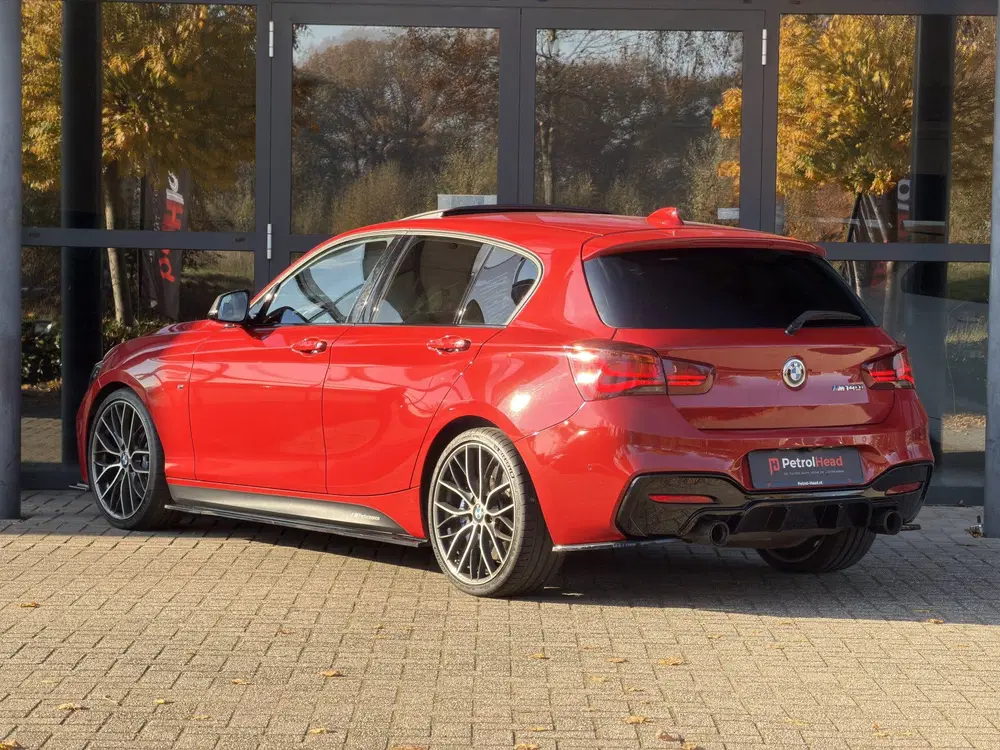 BMW 1-serie M140i Edition Shadow Executive Ori NL uit 2020, foto 6