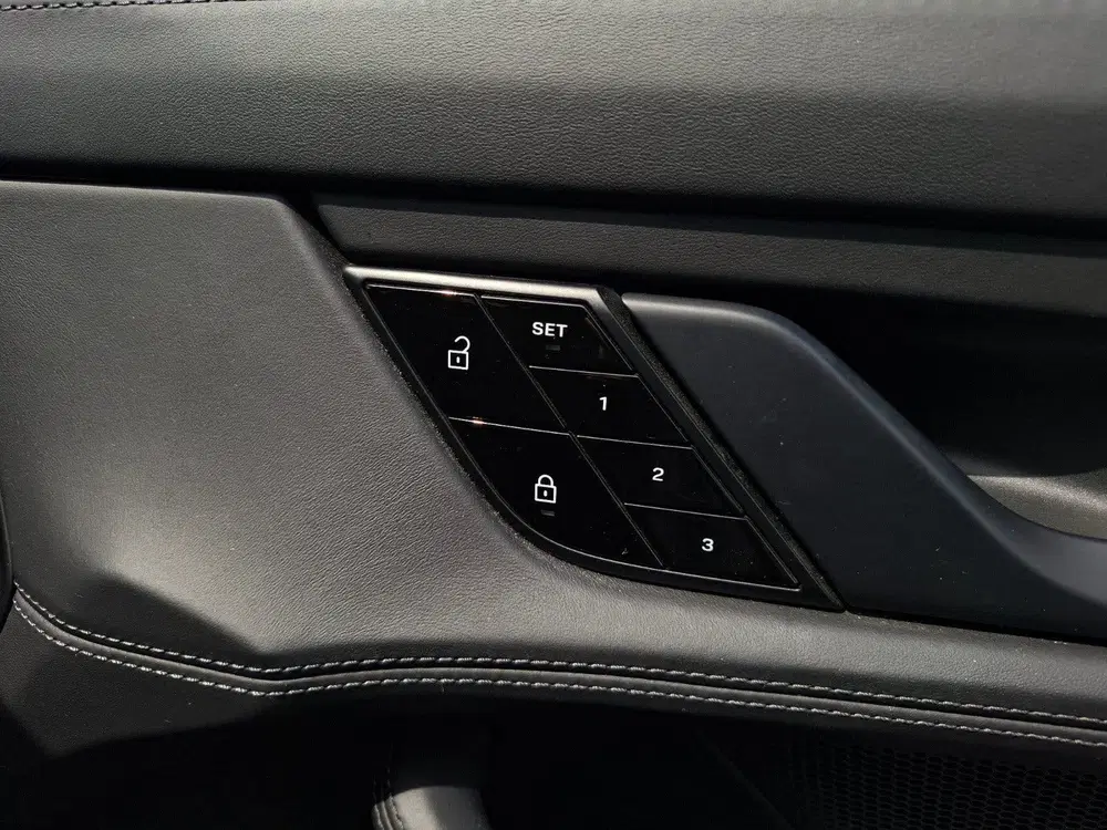Porsche Taycan 490pk 2021 Grijs uit 2021, foto 8