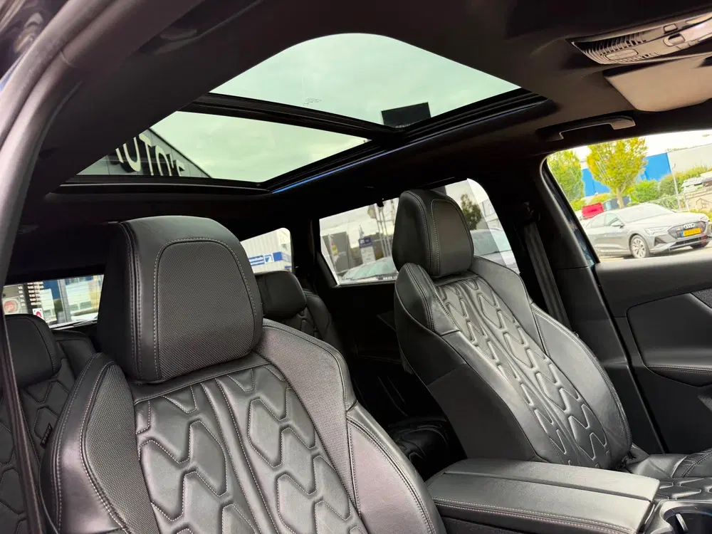 Peugeot 5008 1.6 PureTech GT-Line AUT uit 2019, foto 3