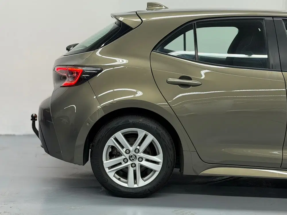 Toyota Corolla 1.8 Hybrid Active Camera Stoelverwar Deale uit 2022, foto 14