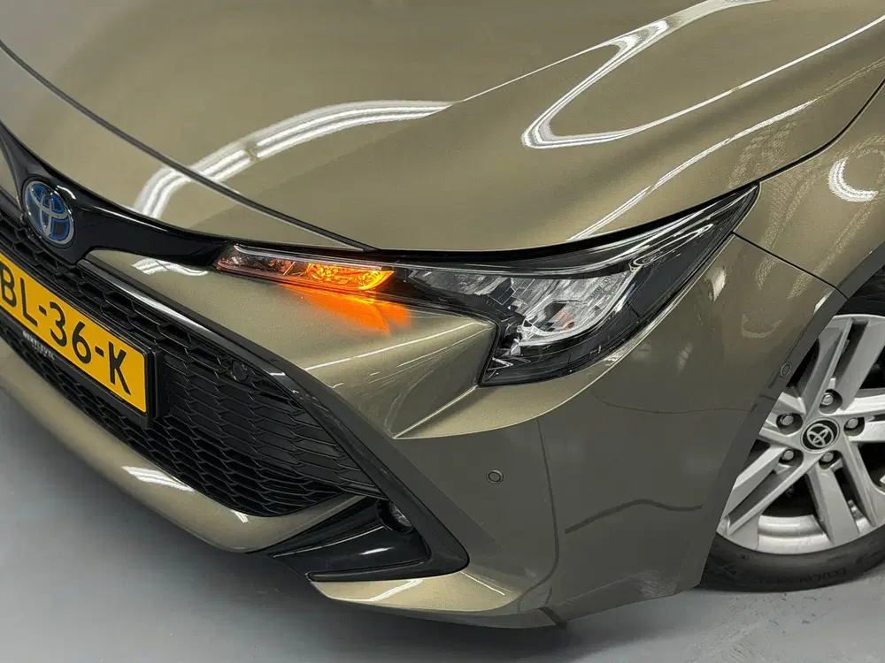 Toyota Corolla 1.8 Hybrid Active Camera Stoelverwar Deale uit 2022, foto 2