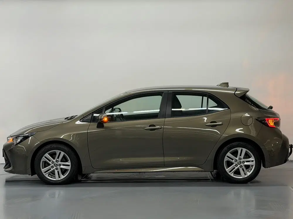 Toyota Corolla 1.8 Hybrid Active Camera Stoelverwar Deale uit 2022, foto 5