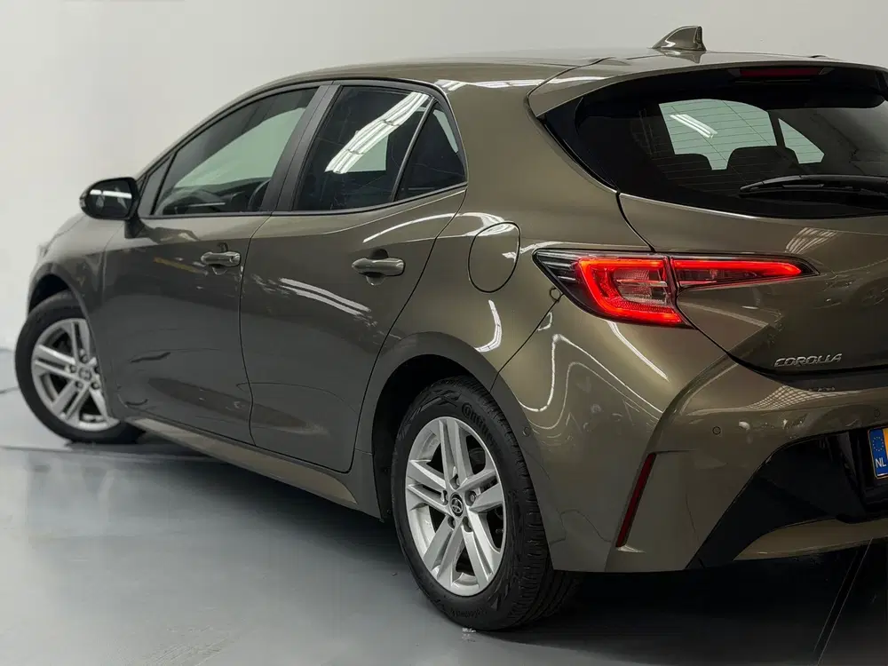 Toyota Corolla 1.8 Hybrid Active Camera Stoelverwar Deale uit 2022, foto 7