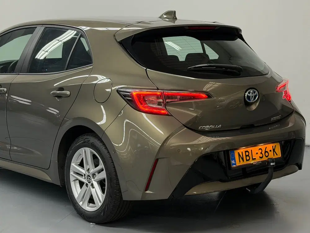 Toyota Corolla 1.8 Hybrid Active Camera Stoelverwar Deale uit 2022, foto 8