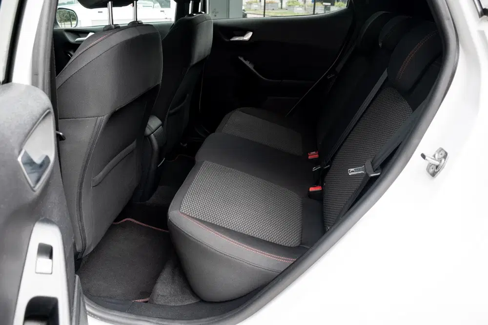 Ford Fiesta 1.0 EcoBoost Hybrid ST-Line uit 2021, foto 6