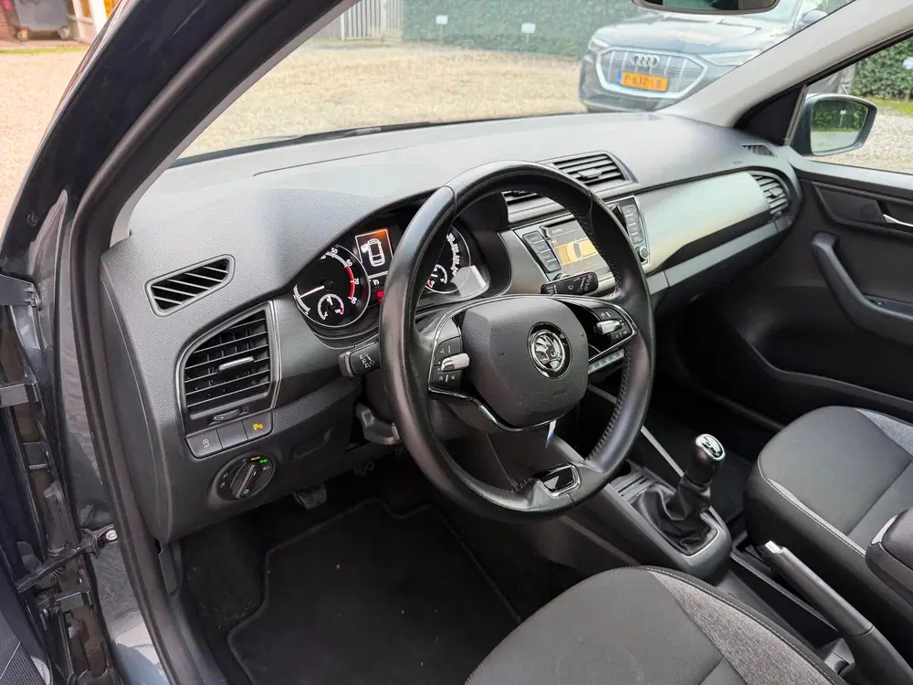 Skoda Fabia 1.0 TSI Style PANORAMADAK.XEON-LED.ADAPTIE uit 2020, foto 8
