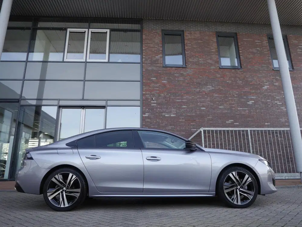 Peugeot 508 1.2 PureTech Allure Pack Business uit 2022, foto 2