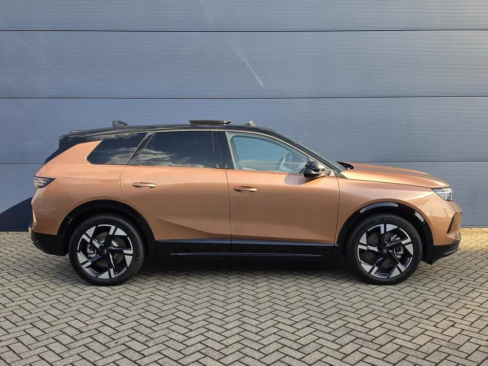 Opel Grandland 73kWh 213pk GS uit 2025, foto 6