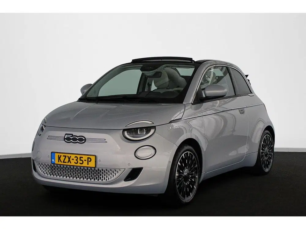 Fiat 500C La Prima 42 kWh Cabrio Leder Stoelverwarmi uit 2024