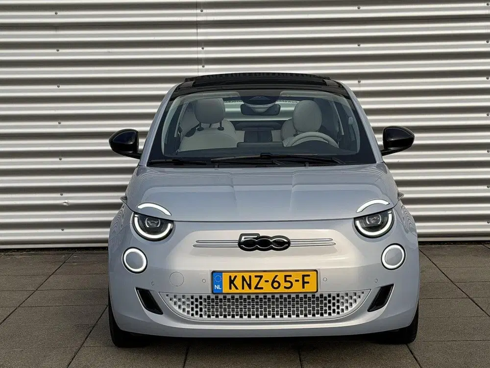 Fiat 500C La Prima 42 kWh uit 2026, foto 2