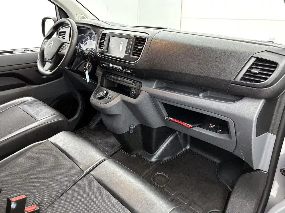 Citroën Jumpy Club M 120pk Automaat uit 2021, foto 7