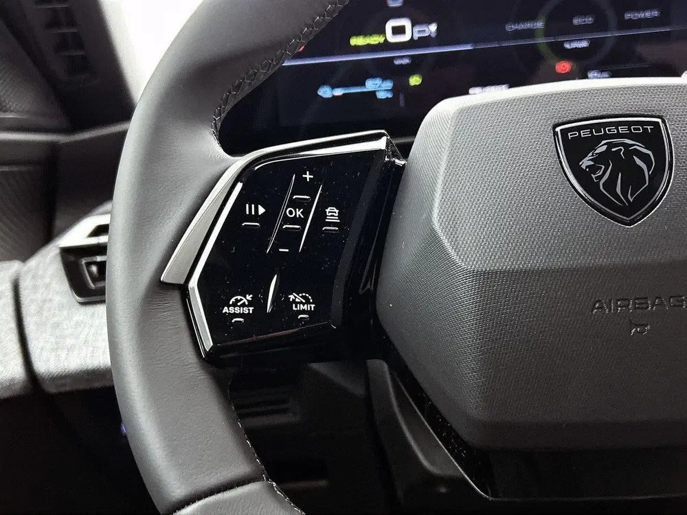 Peugeot 5008 210pk Allure 73 kWh 7p Automaat uit 2026, foto 15
