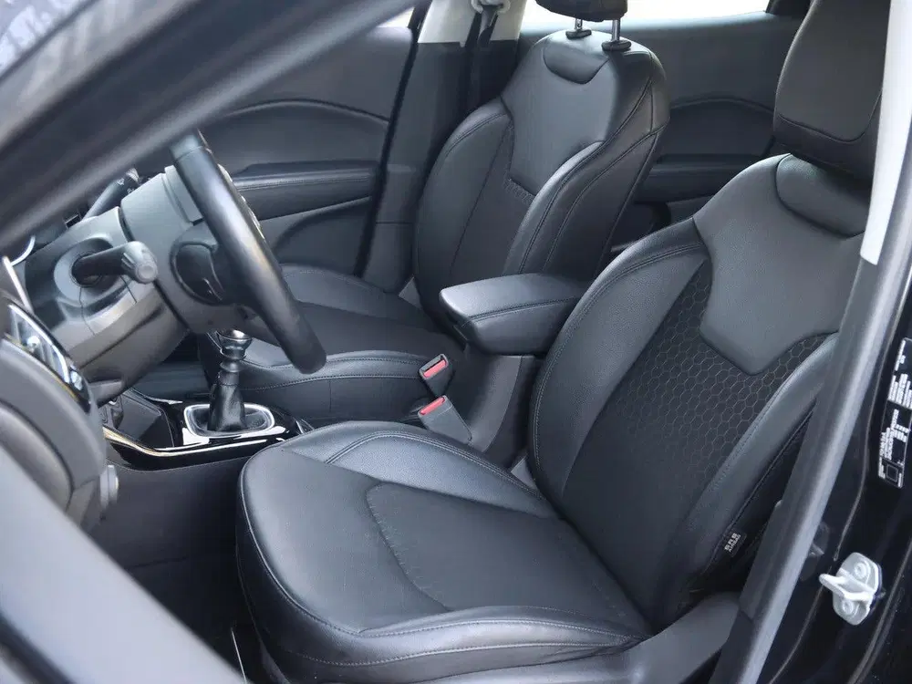 Jeep Compass 1.3 130pk Night Eagle uit 2021, foto 11
