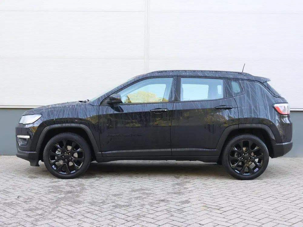 Jeep Compass 1.3 130pk Night Eagle uit 2021, foto 2