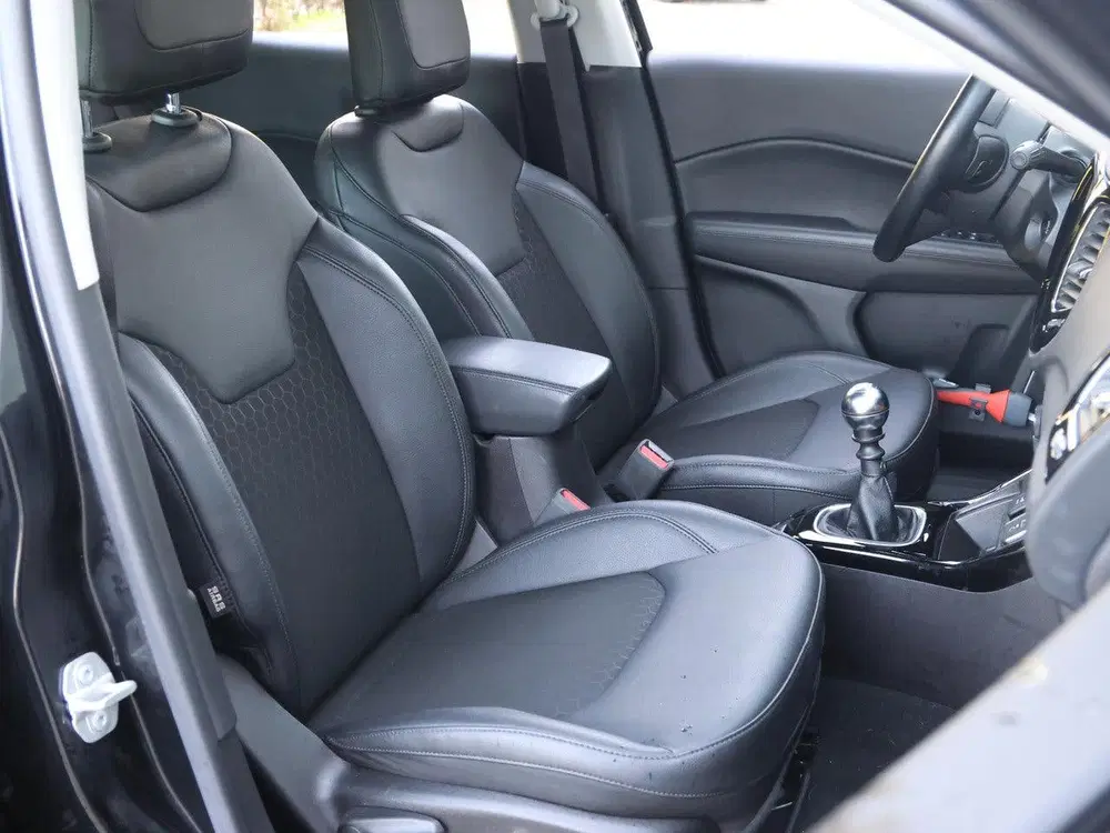 Jeep Compass 1.3 130pk Night Eagle uit 2021, foto 9