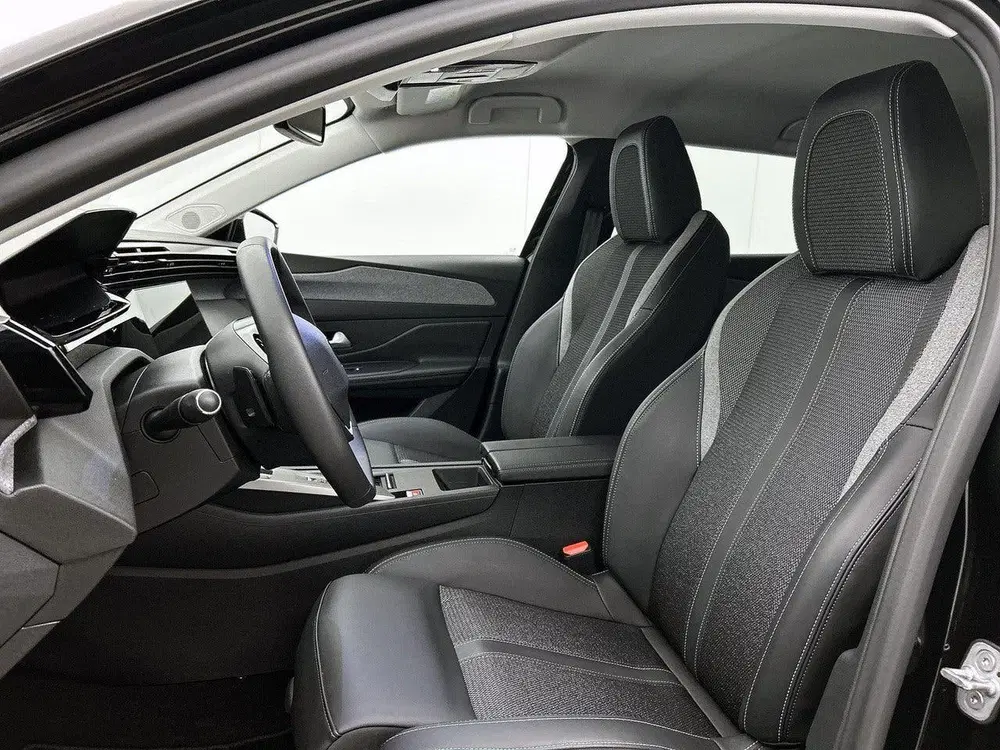 Peugeot 408 Allure Avantage 1.6 Plug-in HYbrid 225pk A uit 2025, foto 10