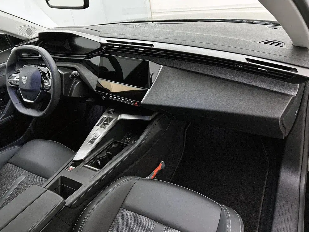 Peugeot 408 Allure Avantage 1.6 Plug-in HYbrid 225pk A uit 2025, foto 13