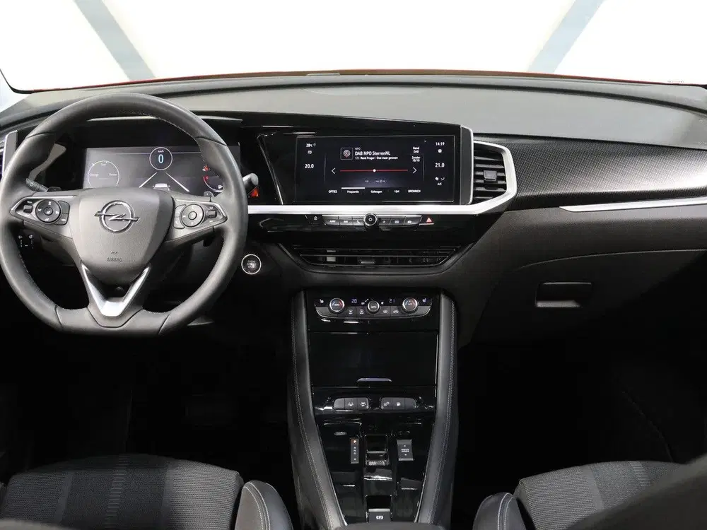 Opel Grandland 1.6 Turbo 225PK Plug-In Hybrid GS Line uit 2024, foto 13