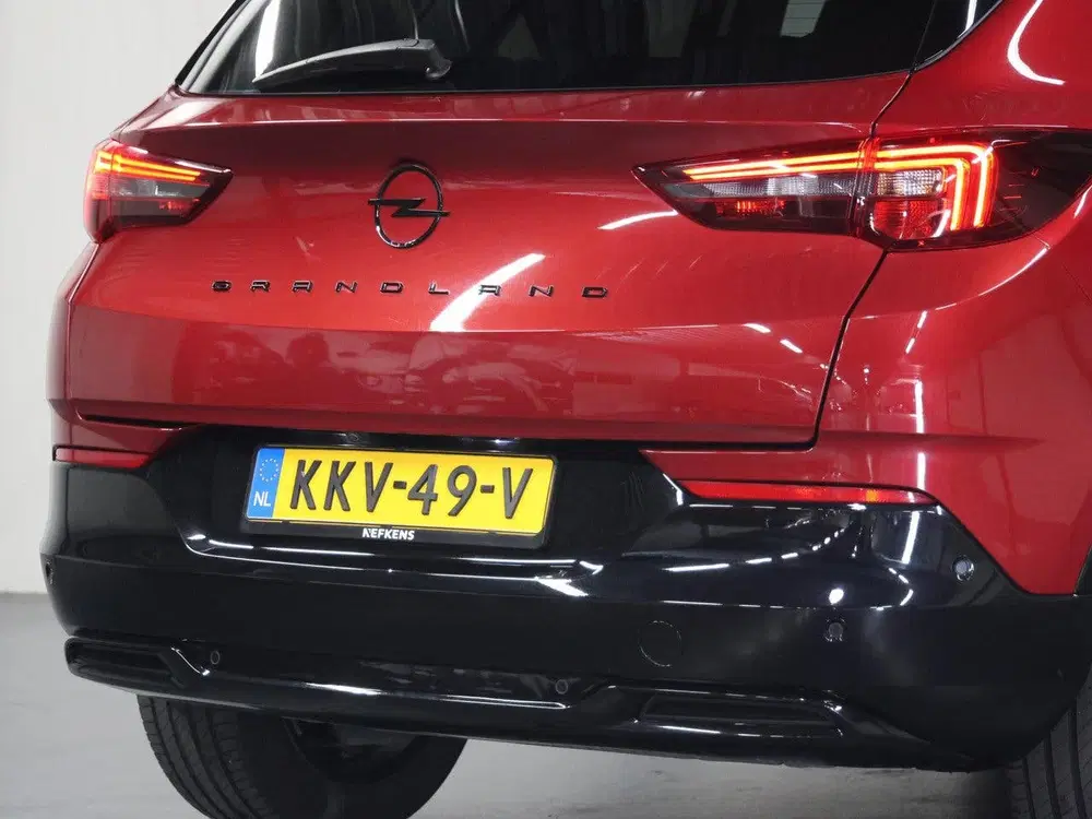 Opel Grandland 1.6 Turbo 225PK Plug-In Hybrid GS Line uit 2024, foto 6