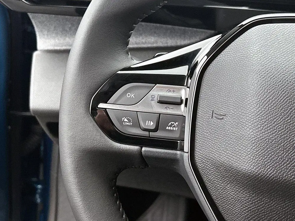 Peugeot 408 1.6 HYbrid Allure Pack 225pk Automaat uit 2025, foto 15