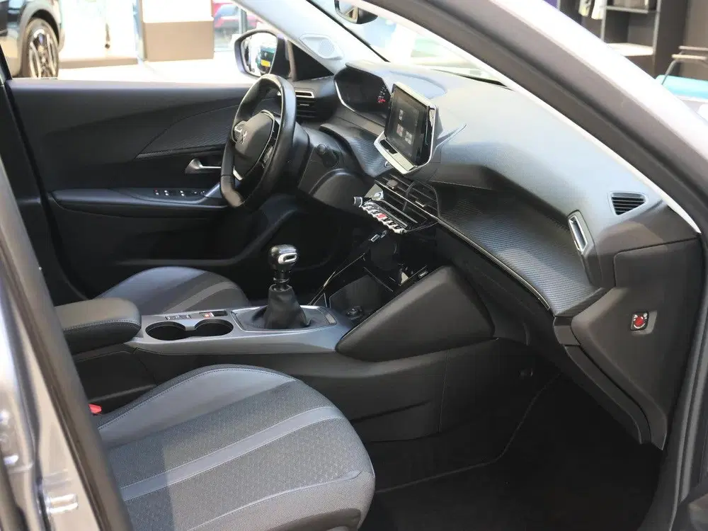 Peugeot 2008 SUV Blue Lease Allure 100 pk uit 2020, foto 10