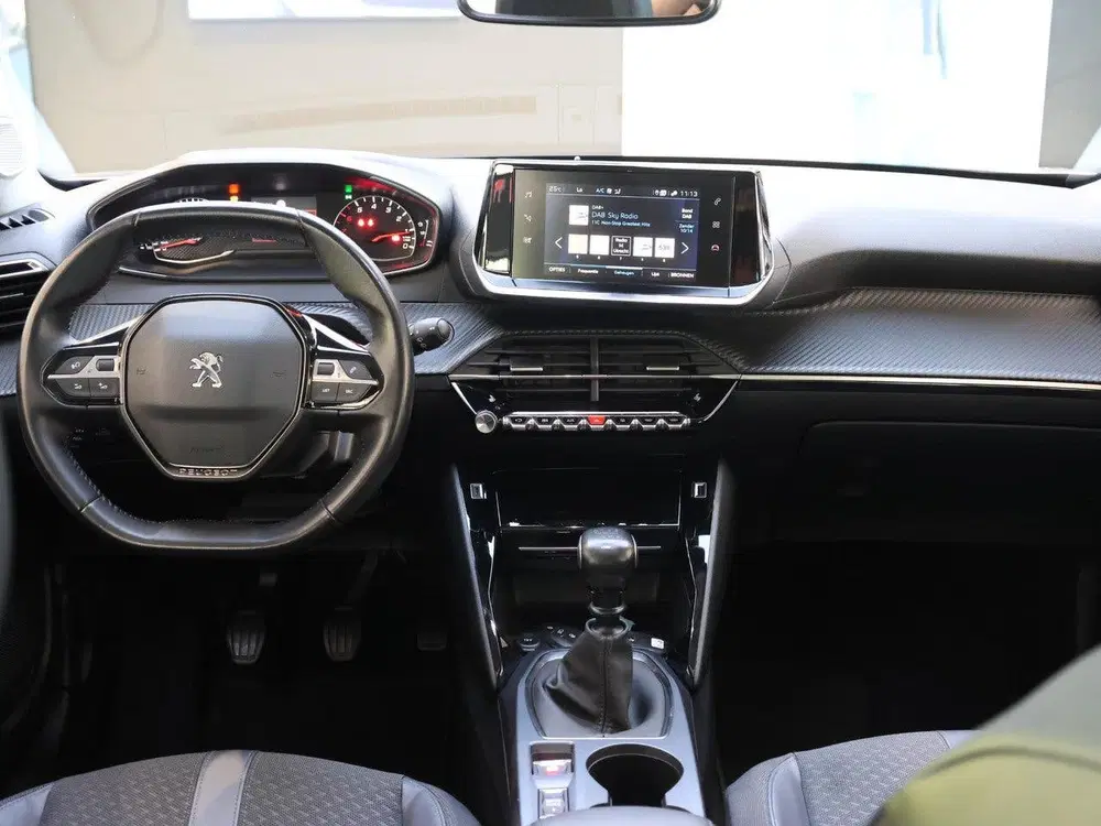Peugeot 2008 SUV Blue Lease Allure 100 pk uit 2020, foto 15
