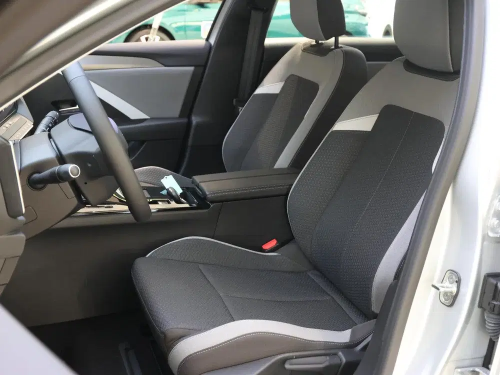 Opel Astra Electric Edition 54 kWh uit 2025, foto 12
