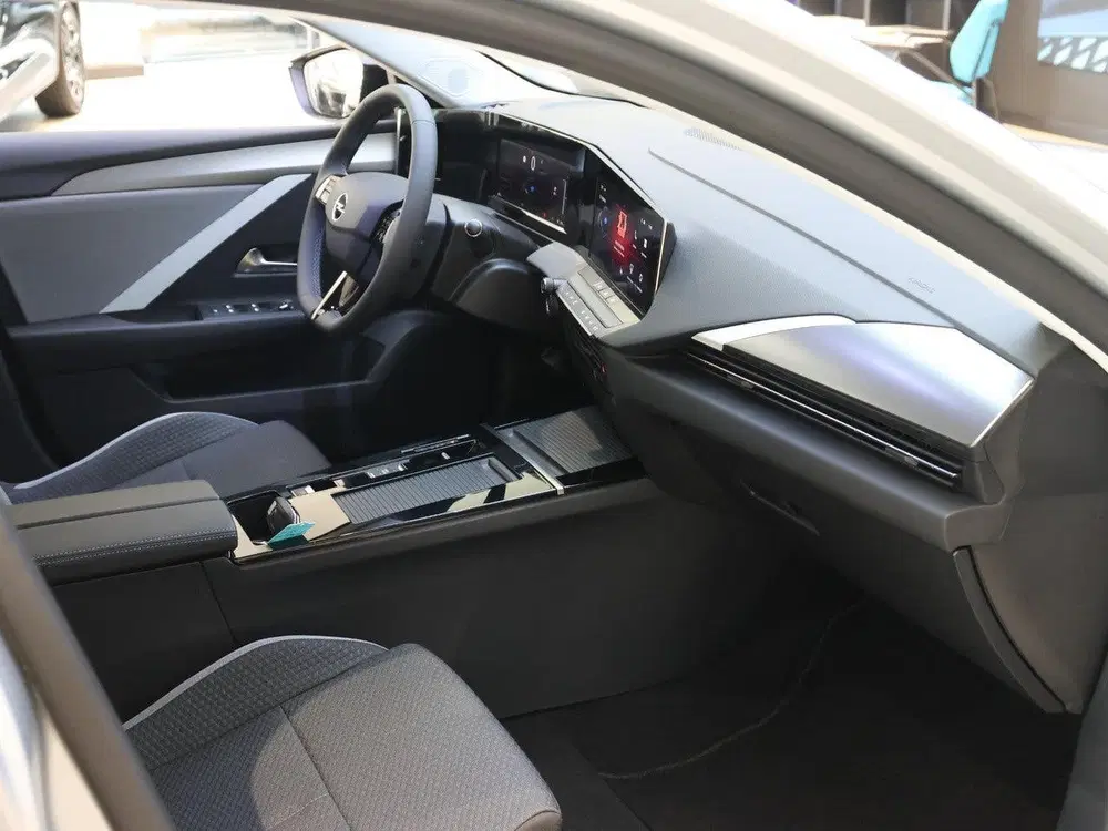 Opel Astra Electric Edition 54 kWh uit 2025, foto 9