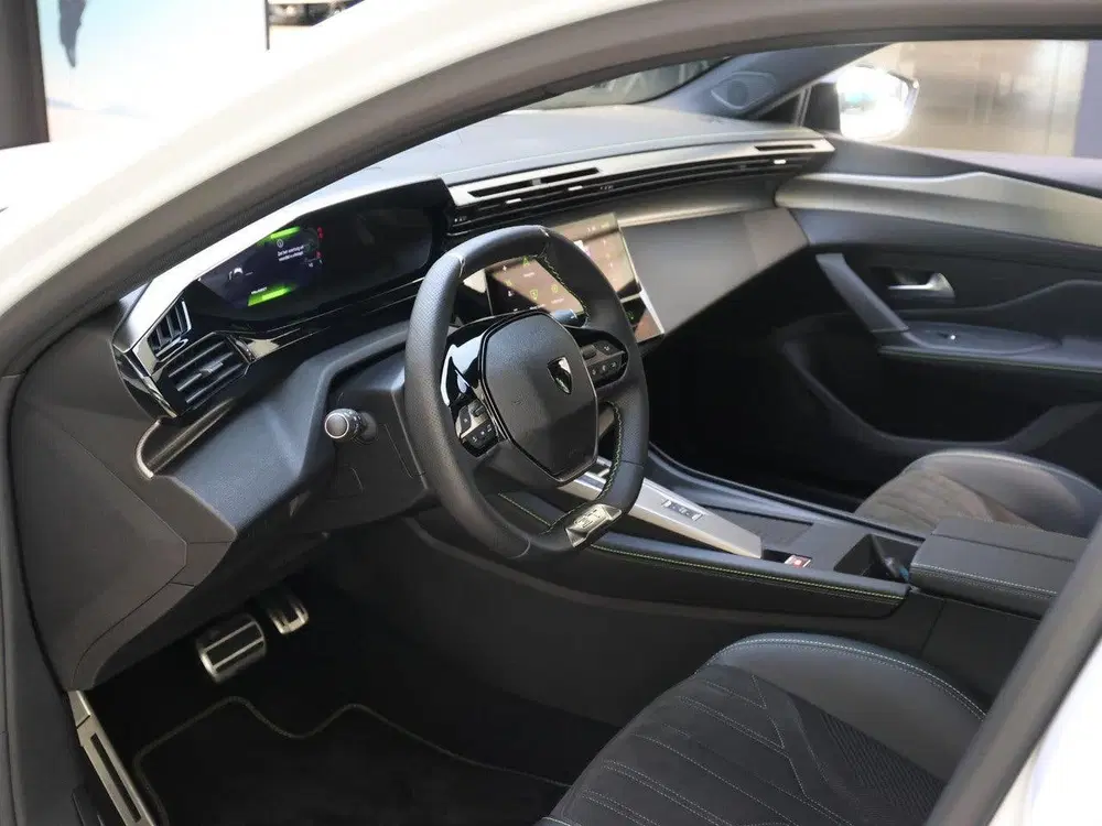 Peugeot 408 GT Hybrid 145 pk Automaat uit 2025, foto 10