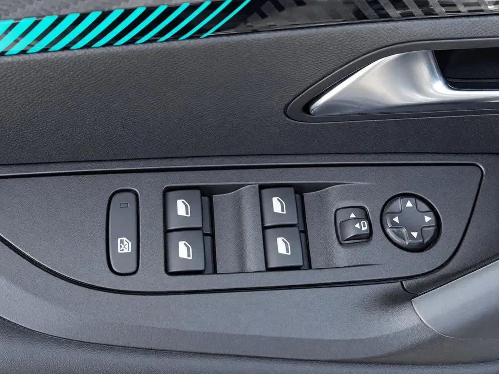Peugeot 2008 EV Allure Pack 50 kWh 50 kWh uit 2021, foto 15