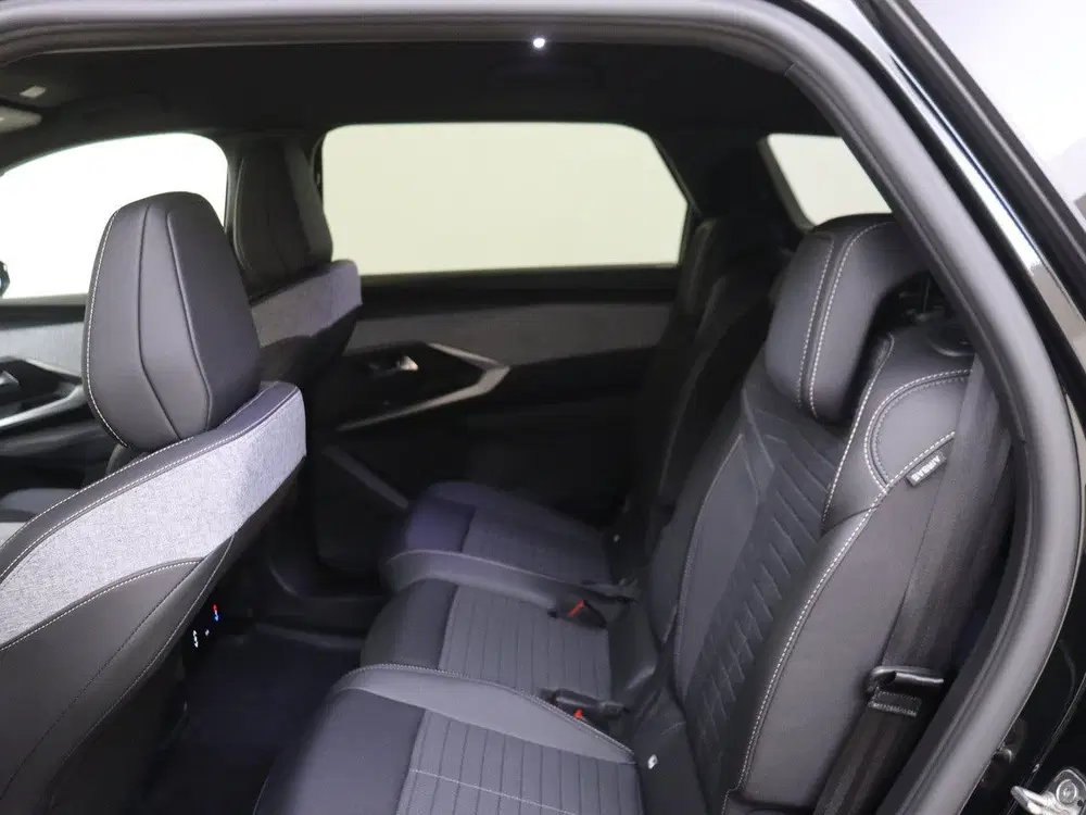 Peugeot 5008 1.2 Hybrid 136 Allure 7p uit 2025, foto 12