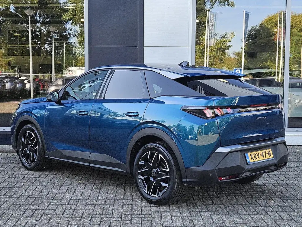 Peugeot 3008 1.2 Hybrid 145 Allure uit 2026, foto 3