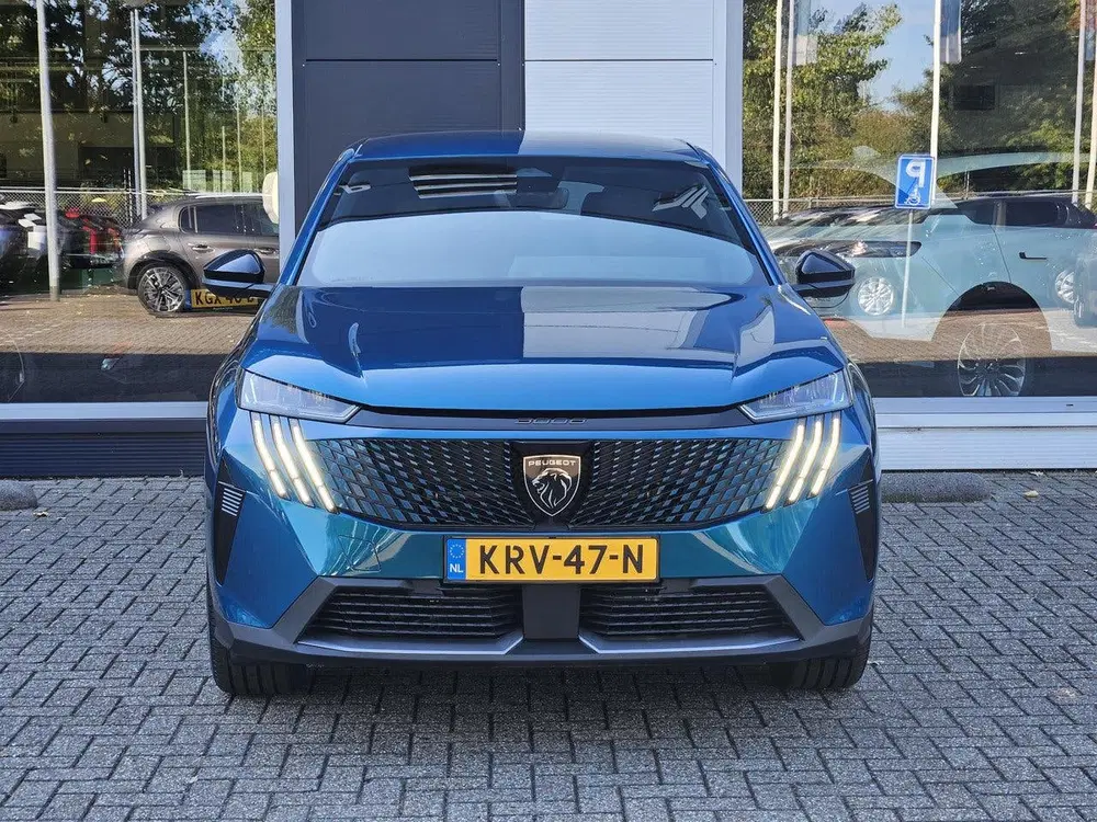 Peugeot 3008 1.2 Hybrid 145 Allure uit 2026, foto 5