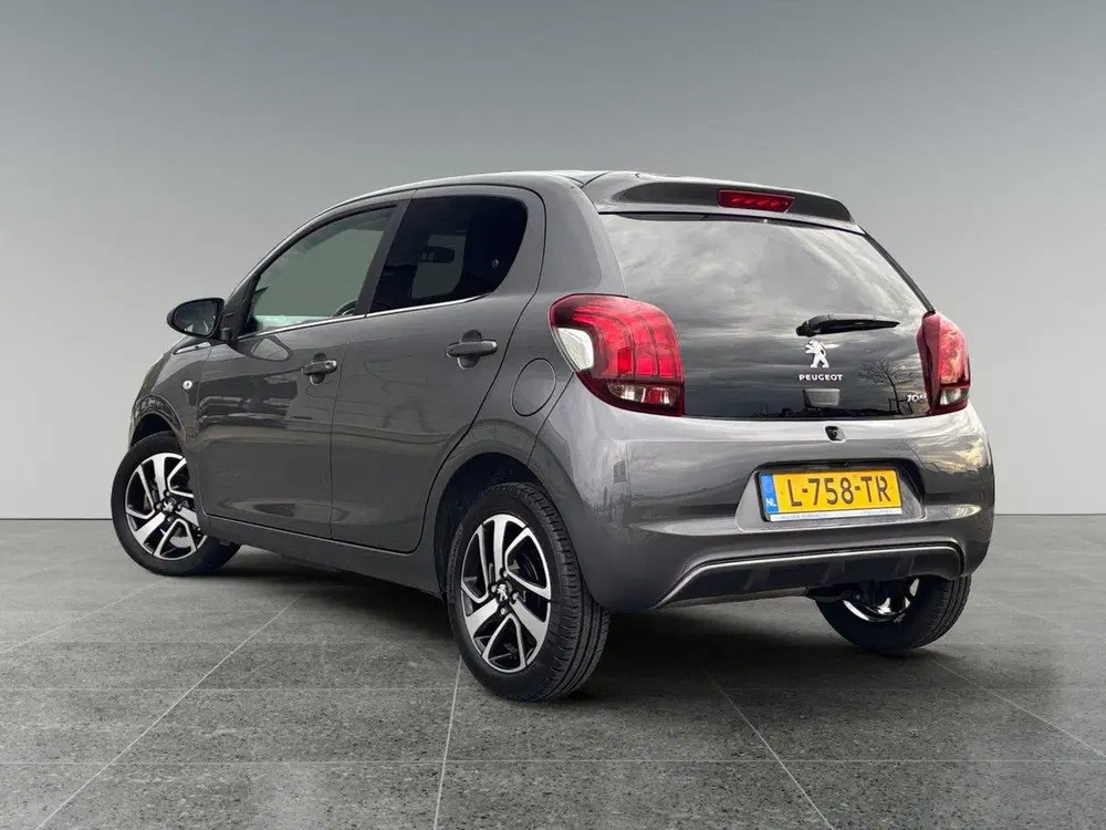 Peugeot 108 5-deurs Allure 1.0 e-VTi 72pk uit 2021, foto 3