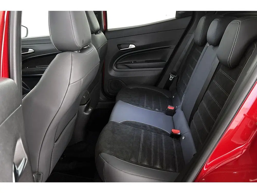 Alfa Romeo Junior 1.2 Turbo Hybrid Ibrida Sport Speciale Pan uit 2026, foto 9