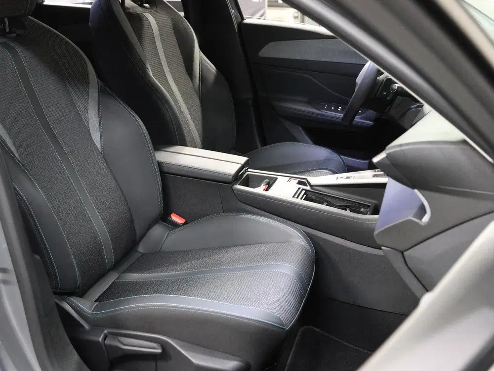 Peugeot 308 SW 1.2 Hybrid 145PK Allure uit 2025, foto 10