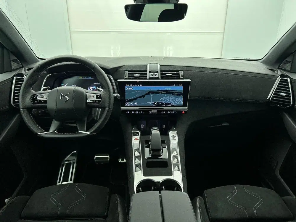 DS Automobiles DS 7 DS DS 7 1.6 PHEV 225 Edition France uit 2025, foto 10