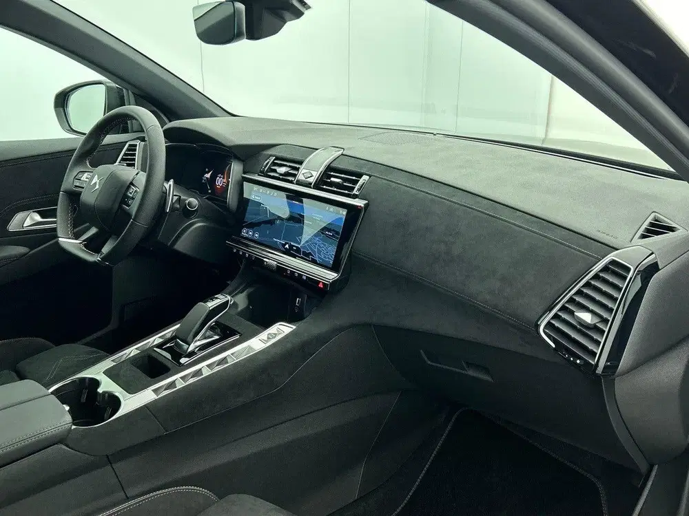 DS Automobiles DS 7 DS DS 7 1.6 PHEV 225 Edition France uit 2025, foto 12