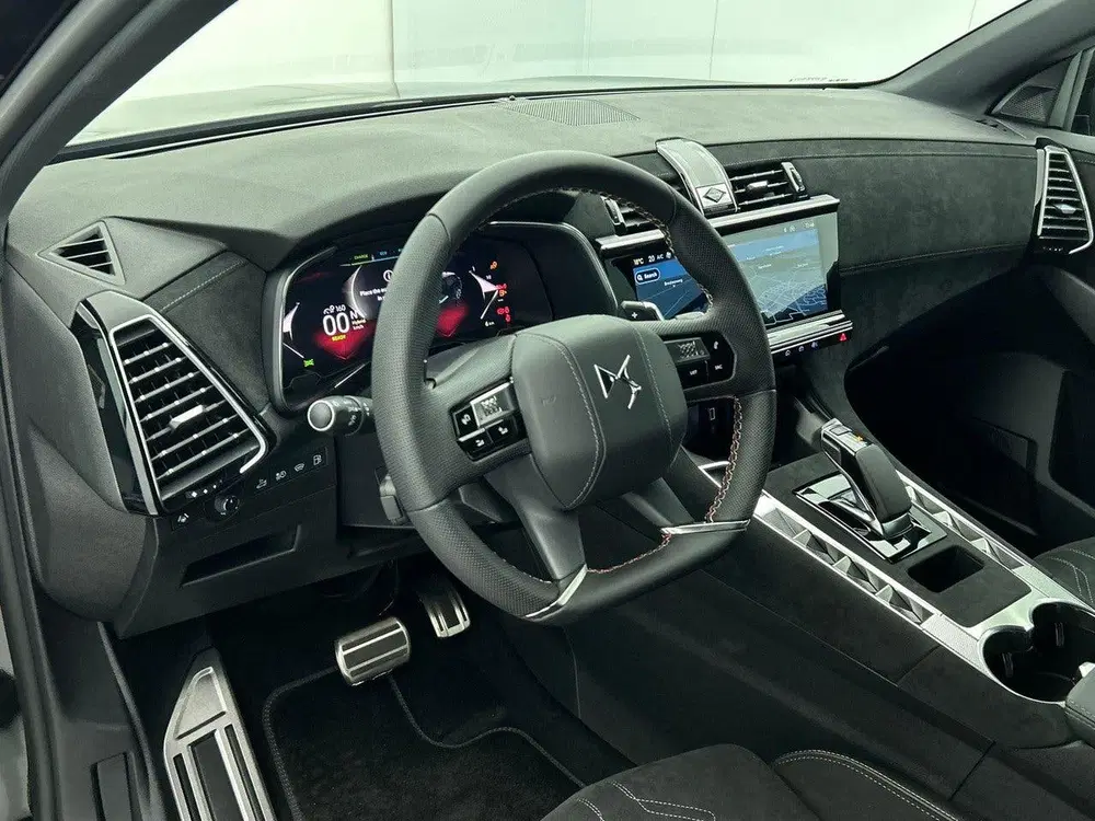 DS Automobiles DS 7 DS DS 7 1.6 PHEV 225 Edition France uit 2025, foto 9