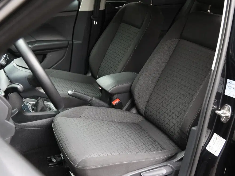 Volkswagen T-Cross 1.0 TSI Go uit 2023, foto 11
