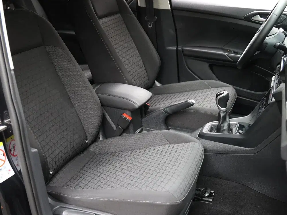Volkswagen T-Cross 1.0 TSI Go uit 2023, foto 9