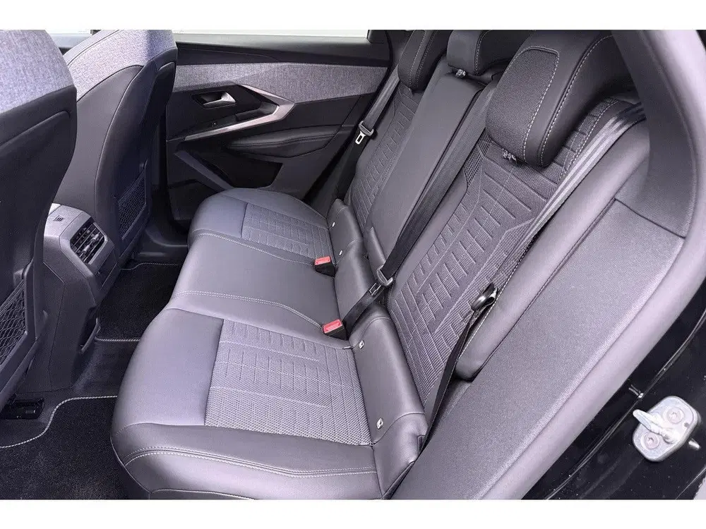 Peugeot 3008 GT 73 kWh Panoramadak uit 2026, foto 8