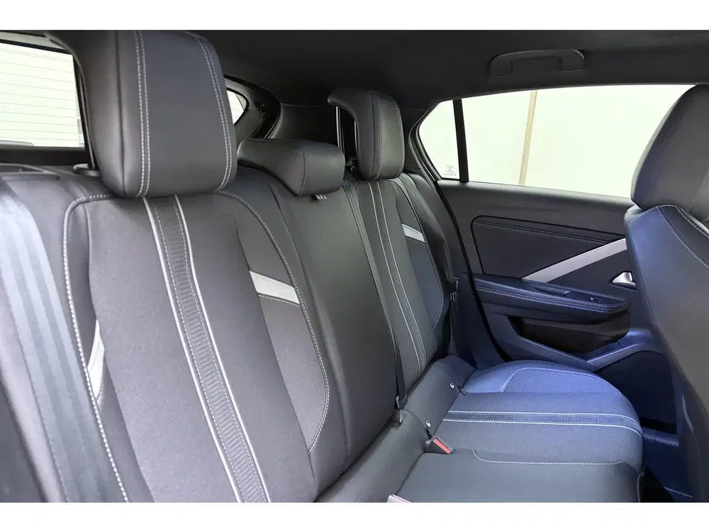Opel Astra 1.2 Turbo 145pk Hybrid Automaat GS uit 2025, foto 15
