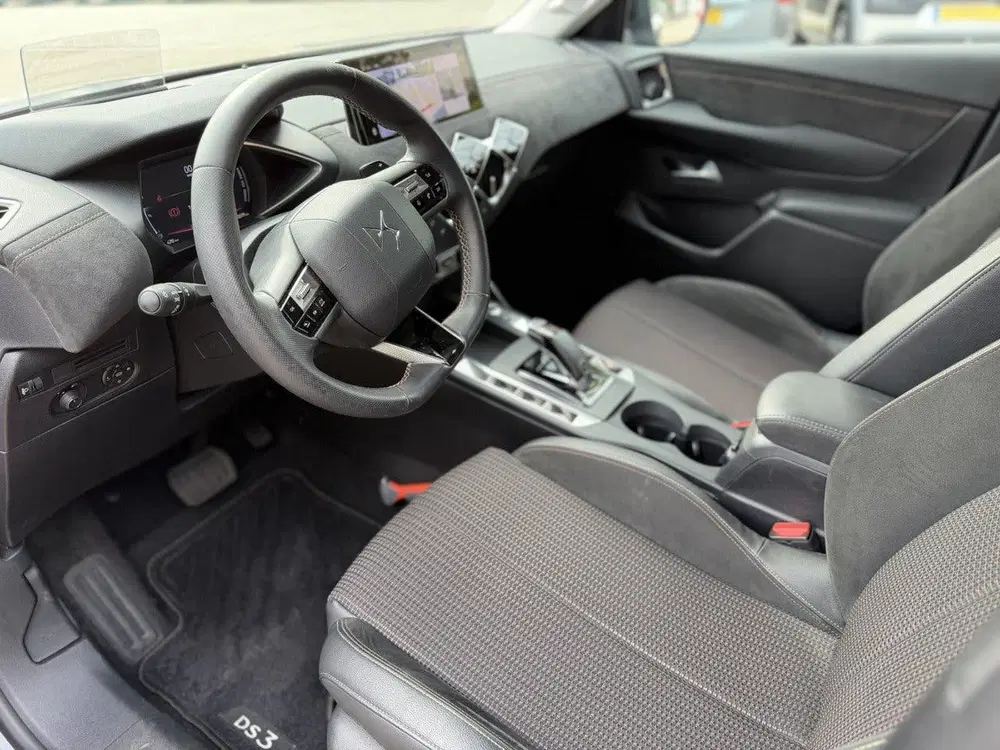DS Automobiles DS 3 DS DS 3 Hybride 136pk Performance Line Aut uit 2024, foto 8