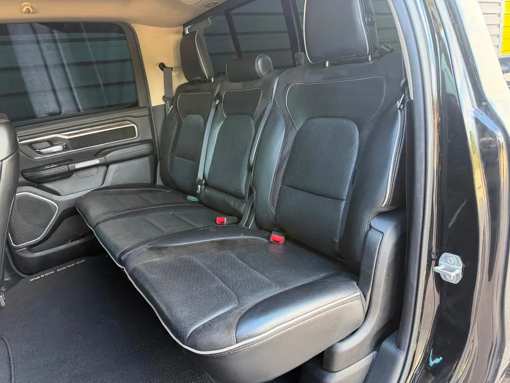 Dodge RAM 5.7 V8 4x4 Crew Cab Laramie MARGE KOOPJE uit 2019, foto 14